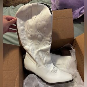 White cowboy boots